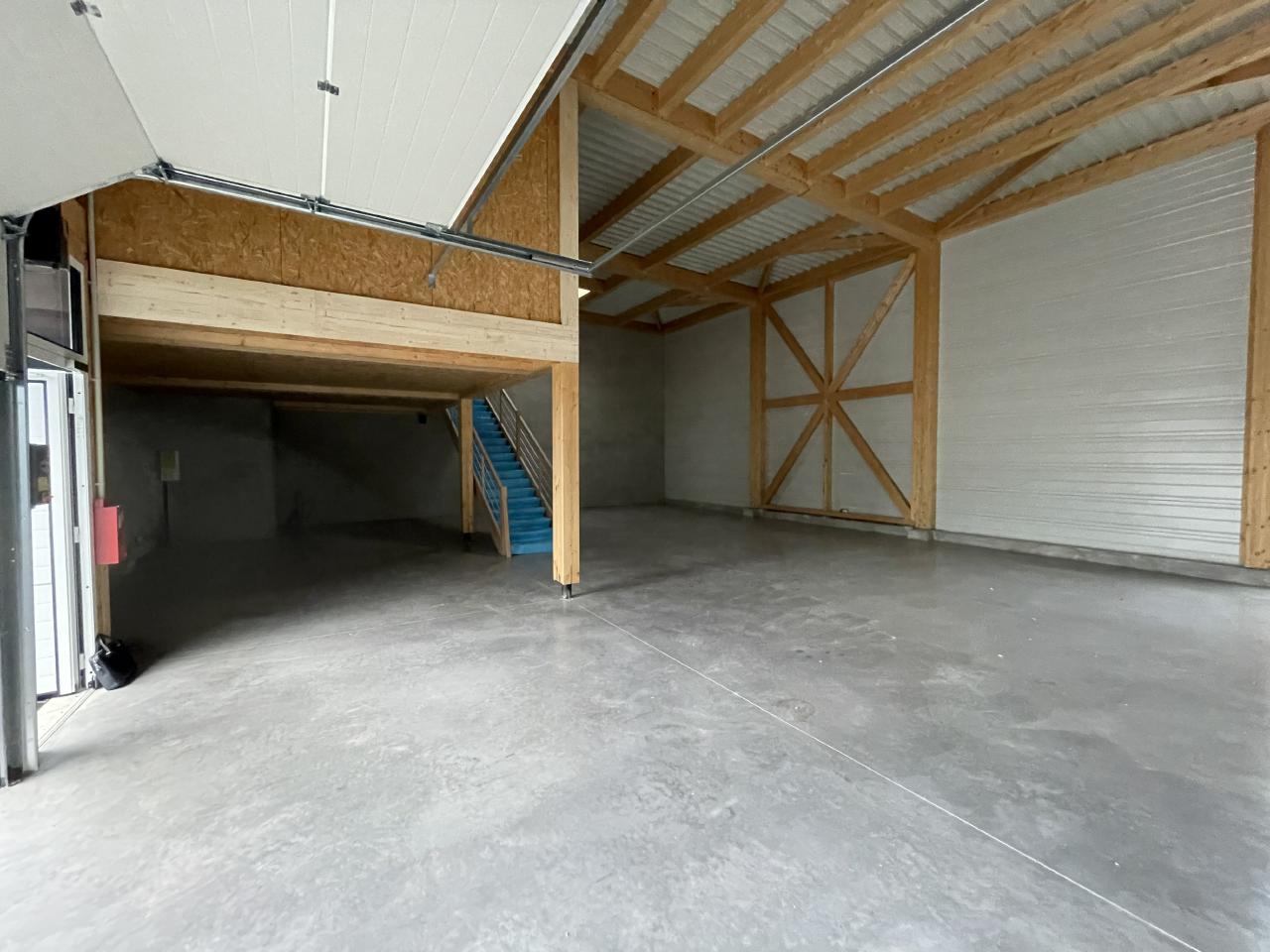 Local d'activité Chambéry 208m² Location local d'activité Chambéry Savoie OLACT2316335 3